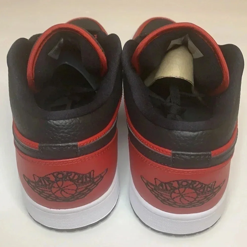 Jordan 1 Low Reverse Bred Sneakers Gym 9.5 New